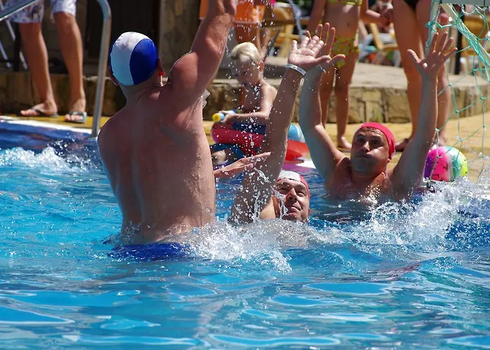 Bella Vista Club Синеморец