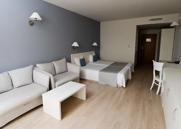 Bella Vista Club 4* 辛尼莫雷特